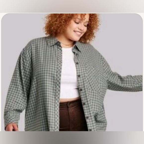Wild Fable women long sleeves oversized flannel bottom down shirt with pockets - Picture 3 of 3